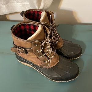 Womens Duck Boots